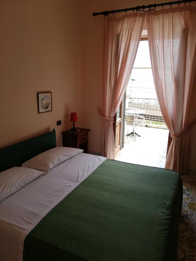 Hotel Sibilla Residence ปอซซุออลี ภายนอก รูปภาพ